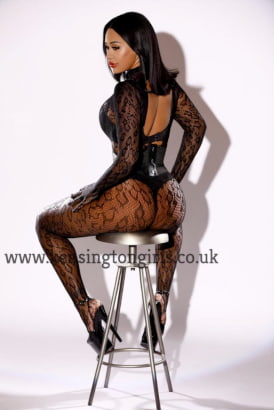 Ebony GFE companion in central London